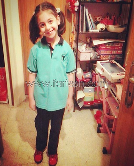  صور مضحكة واخرى تفيض محبة للنجوم مع اولادهم صورة رقم 3