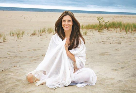 مدربة اليوغا تعود بالذاكرة الى ملامسات ترامب لجسدها بشكل مخجل صورة رقم 7 مدربة اليوغا تعود بالذاكرة الى ملامسات ترامب لجسدها بشكل مخجل صورة رقم 7