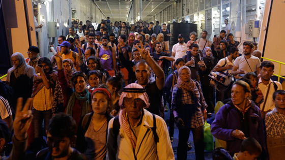 ترامب: انتخبوني وأتعهد بترحيل 2 مليون مهاجر غير قانوني ومجرم صورة رقم 4 ترامب: انتخبوني وأتعهد بترحيل 2 مليون مهاجر غير قانوني ومجرم صورة رقم 4