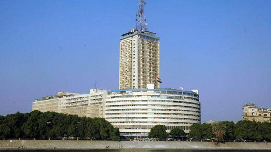 فيديو: مذيعة مصرية وصفت مرسي بـ (السيد الرئيس) فأحيلت للتحقيق! صورة رقم 1 فيديو: مذيعة مصرية وصفت مرسي بـ (السيد الرئيس) فأحيلت للتحقيق! صورة رقم 1