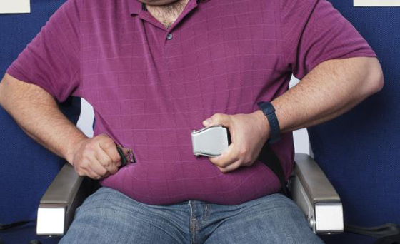 شركة طيران تربح دعوى لـ وزن المسافرين البدناء قبل صعودهم للطائرة! صورة رقم 3 شركة طيران تربح دعوى لـ وزن المسافرين البدناء قبل صعودهم للطائرة! صورة رقم 3