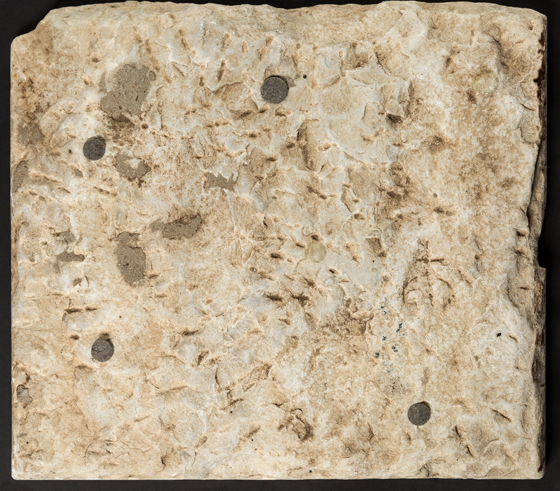 للبيع: أقدم لوح لـ الوصايا العشر والسعر يبدأ من 250 الف دولار صورة رقم 1 للبيع: أقدم لوح لـ الوصايا العشر والسعر يبدأ من 250 الف دولار صورة رقم 1