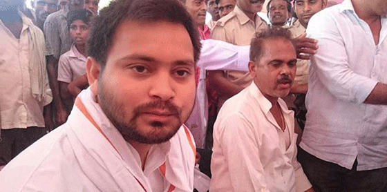 سياسي هندي شاب يتلقى 44 الف عرض زواج من فتيات على واتساب صورة رقم 10