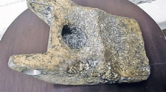 قطعة معدن من مخلفات كائنات فضائية زارت الارض قبل 250 الف عام صورة رقم 1 قطعة معدن من مخلفات كائنات فضائية زارت الارض قبل 250 الف عام صورة رقم 1