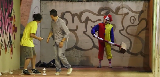 مع اقتراب الهالوين: المهرج القاتل يثير الرعب في دول العالم صورة رقم 10 مع اقتراب الهالوين: المهرج القاتل يثير الرعب في دول العالم صورة رقم 10