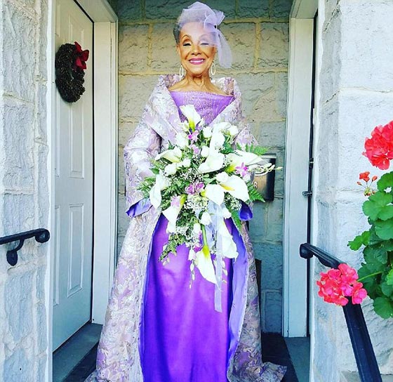 صور عروس عمرها 86 عاما تتزوج من حبيبها القديم! صورة رقم 2