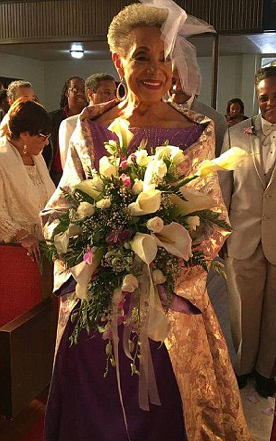 صور عروس عمرها 86 عاما تتزوج من حبيبها القديم! صورة رقم 4