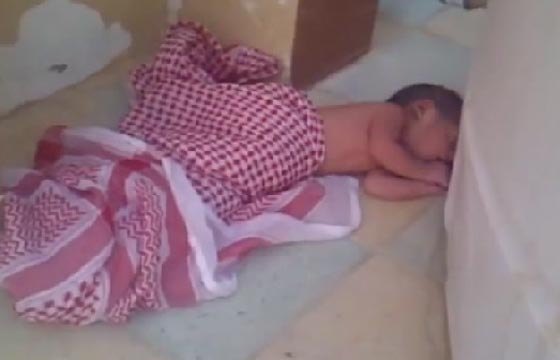  سوريات يرمين أطفالهن فور الولادة على قارعة الطريق! صورة رقم 1