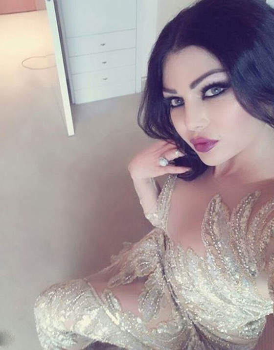 صور هيفاء وهبي، جنيفر لوباز نجوى كرم وساندي تابت بنفس الفستان صورة رقم 12