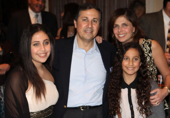 المصرية القبطية غادة ملك في الطريق لعضوية البرلمان الكندي صورة رقم 7