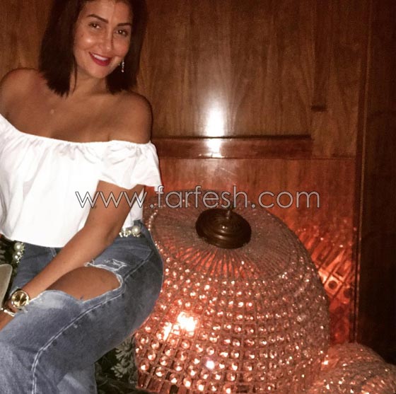  صور غادة عبد الرازق بالسيجارة تستفز جمهورها صورة رقم 9