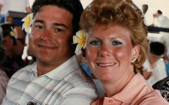 بعد اعلان وفاته.. زوجة تكتشف ان زوجها يعيش مع اخرى بهوية مزيفة صورة رقم 1