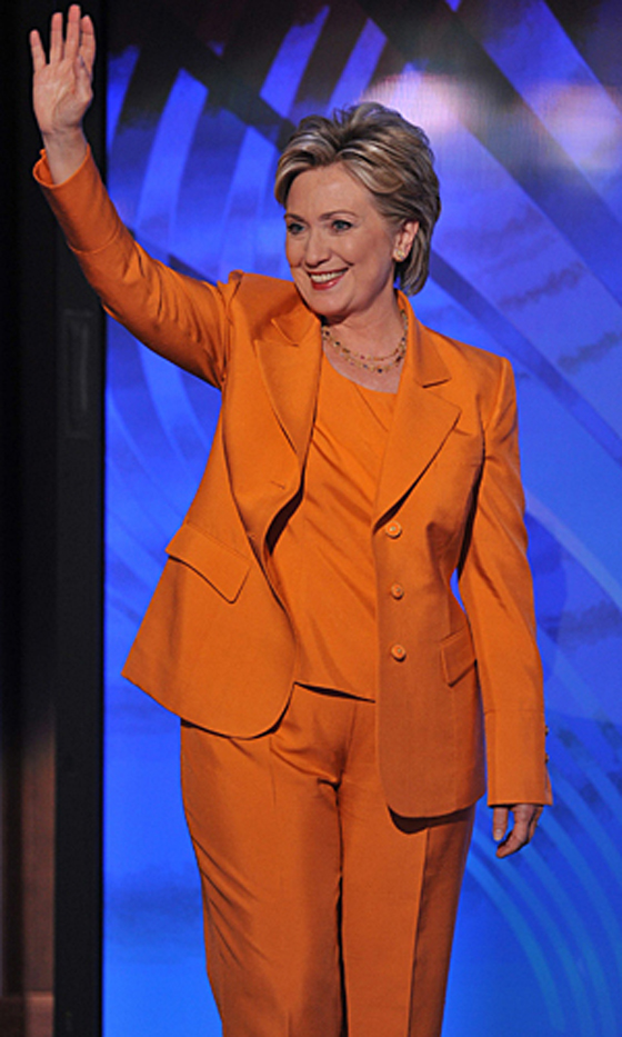 هل تضحي كلينتون بالرئاسة بسبب تمسكها بمساعدتها هوما عابدين؟ صورة رقم 16