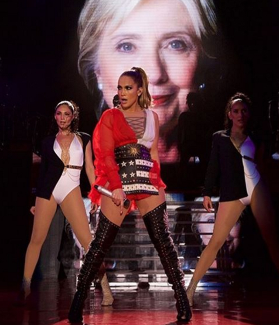 هيلاري كلينتون تحشد الناخبين مستعينة بالمطربين جنيفير لوبيز ومارك انتوني صورة رقم 5 هيلاري كلينتون تحشد الناخبين مستعينة بالمطربين جنيفير لوبيز ومارك انتوني صورة رقم 5