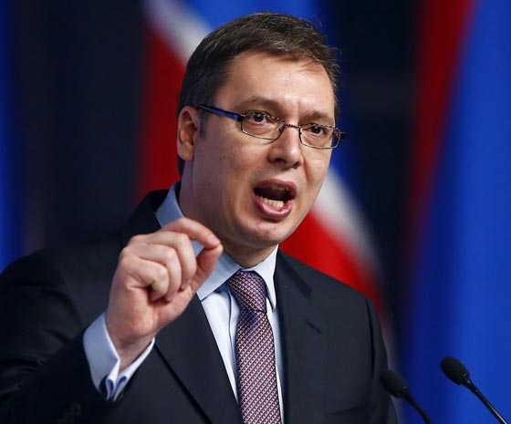  نقل رئيس الوزراء الصربي الى مكان آمن بعد محاولة اغتيال ! صورة رقم 6