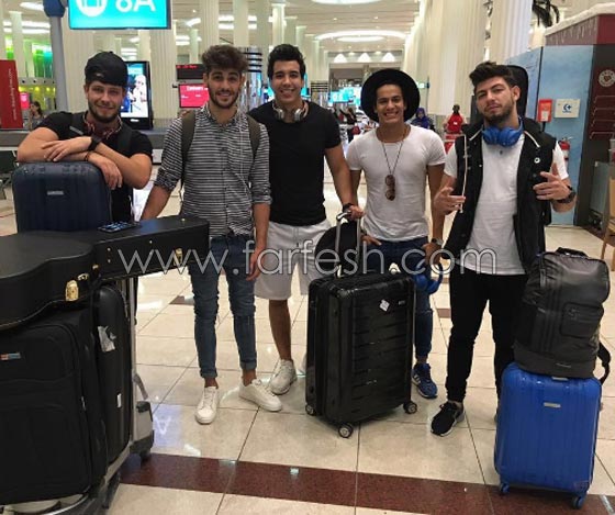  فيديو اغنية لا بزاف: أعضاء فريق (ذا فايف) يقعون في حب ابنة الجيران! صورة رقم 6