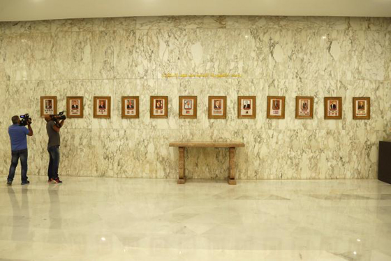 عون يعود لرئاسة لبنان بعد ان ابعدته الدبابات السورية عنه لربع قرن صورة رقم 16