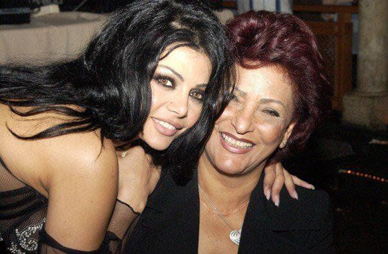 صور امهات فنانات أبهرن الجمهور بجمالهن: ام نانسي، منى، هنا وميريام صورة رقم 5