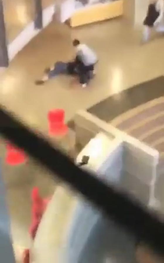 فيديو  وصور: جريمة بشعة في مدرسة ثانوية كندية والاسباب مجهولة! صورة رقم 1