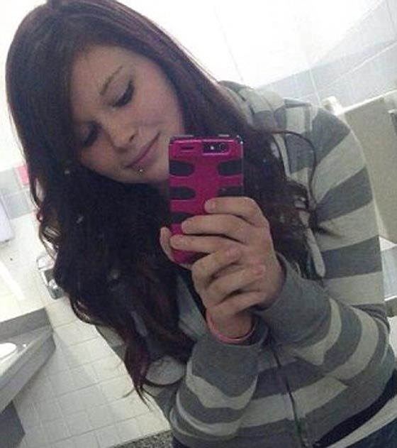 صور: أم مدمنة تحقن أطفالها الثلاثة بالهيروين لتجعلهم ينامون! صورة رقم 3