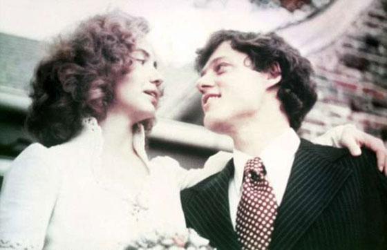  كلينتون فشلت في رئاسة مجلس الطلاب ورفضت من ناسا وتقود العالم صورة رقم 4