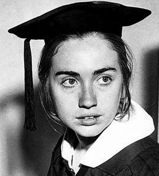  كلينتون فشلت في رئاسة مجلس الطلاب ورفضت من ناسا وتقود العالم صورة رقم 45