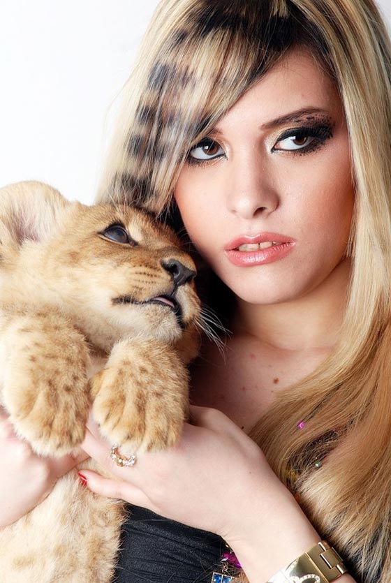 نساء مصريات تحدين الرجال بحراسة الامن وترويض الاسود وكمال الاجسام صورة رقم 14