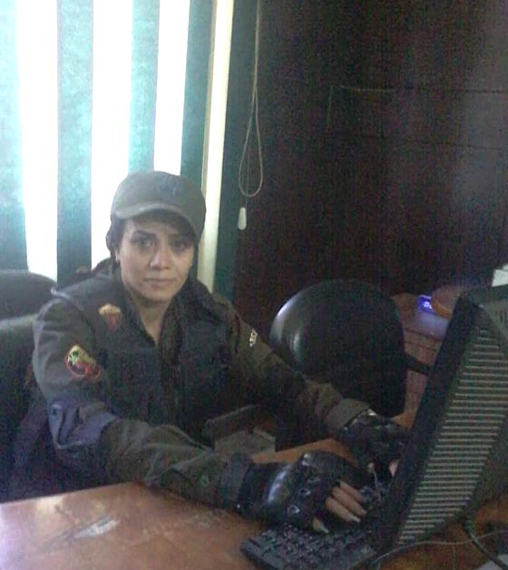 نساء مصريات تحدين الرجال بحراسة الامن وترويض الاسود وكمال الاجسام صورة رقم 9