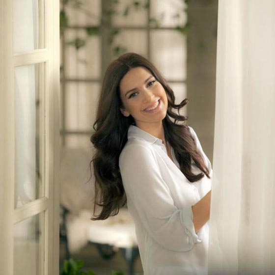تعرف على الأطوال الحقيقية لابرز نجمات الدراما التركية صورة رقم 9