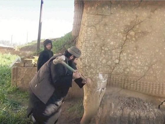 داعش يغادر مدينة نمرود الاثرية بعد تدمير كنوز الحضارة الآشورية صورة رقم 2