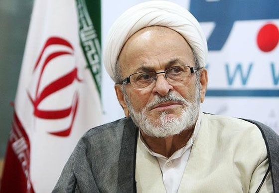 صور لفتاة مخابرات ترتمي باحضان ابرز رجال الدين والمجاهدين الايرانيين صورة رقم 3