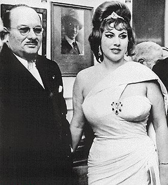 مغنية اوبرا ايطالية شهيرة تكشف اسرار زواجها من الملك فاروق صورة رقم 5