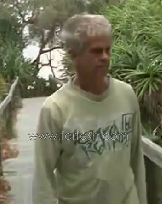 نجاة استرالي من هجوم سمكة قرش ضخمة صورة رقم 5