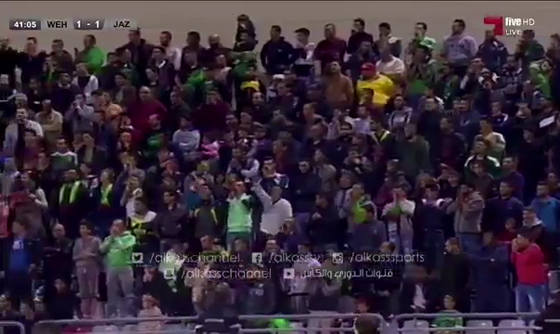 جماهير نادي الوحدات ترفع الآذان في الملعب ردا على حظره في القدس صورة رقم 1