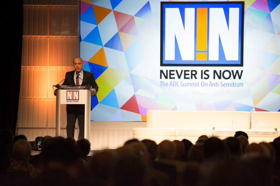  يهودي يسجل نفسه كمسلم في امريكا تحديا لعنصرية ترامب صورة رقم 9