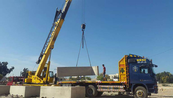   بناء جدار عازل لمخيم عين الحلوة الفلسطيني في لبنان صورة رقم 3