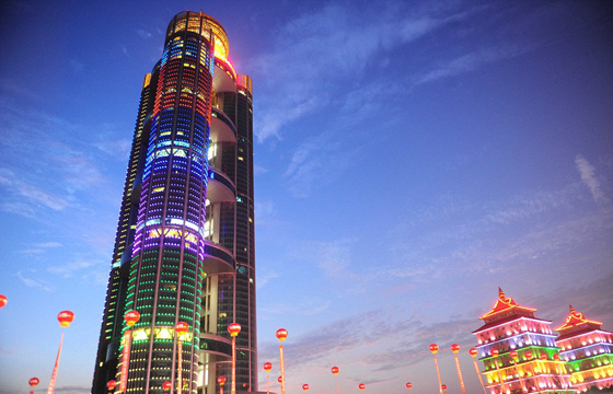 أغنى قرية في العالم: تمنح كل ساكن سيارة وفيلا صورة رقم 1