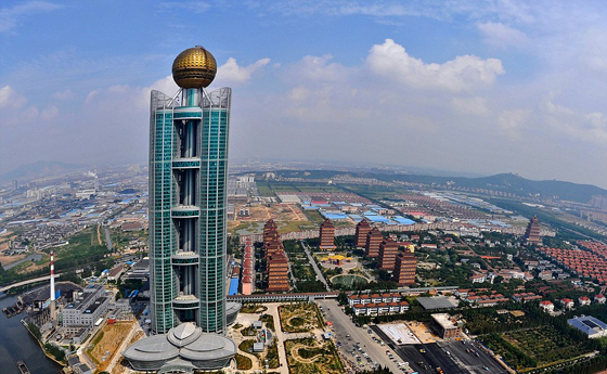 أغنى قرية في العالم: تمنح كل ساكن سيارة وفيلا صورة رقم 9