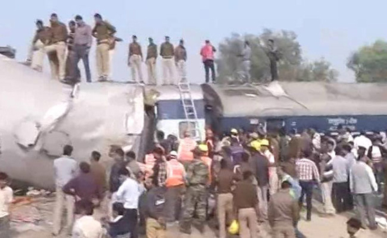 قتلى (قطار الهند) يتجاوزون الـ 90 قتيلا! صورة رقم 5