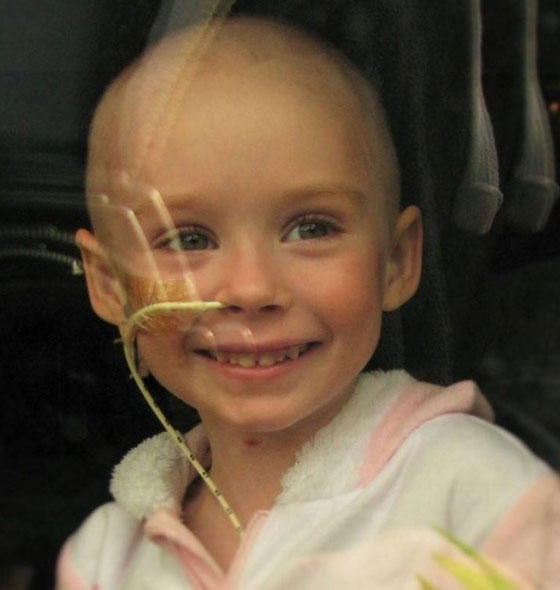 طفلة صرعها المرض الخبيث وحطم معها قلوب الملايين حول العالم صورة رقم 2