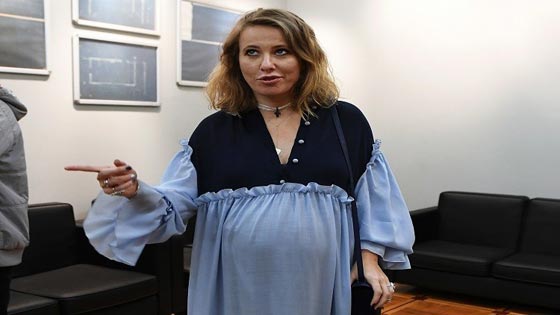 مذيعة روسية تتلقى عرضا بـ1.5 مليون دولار لقاء تسمية ابنها (كينغو)! صورة رقم 6