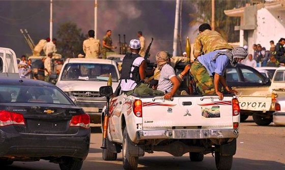 ممازحة قرد لفتيات يشعل حربا في ليبيا توقع 16 قتيلا وتعيد للاذهان حمار لبنان صورة رقم 1