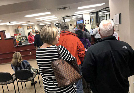 مصرع 6 اطفال في تحطم حافلة مدرسية في تنيسي الامريكية صورة رقم 6