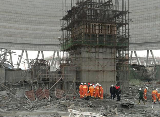  شاهد..انهيار منصة بناء في الصين تسفر عن مقتل 40 شخصا صورة رقم 1