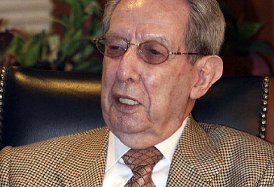 رجل ثري غريب الاطوار جعل كل سكان قريته مليونيرات بعد رحيله صورة رقم 6