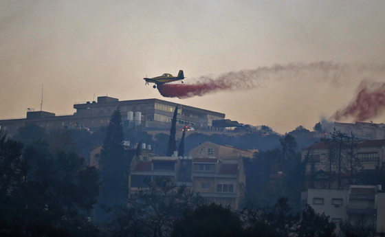 هل هذه هي الشرارة الاولى التي اشعلت الحرائق في اسرائيل؟! فيديو صورة رقم 8