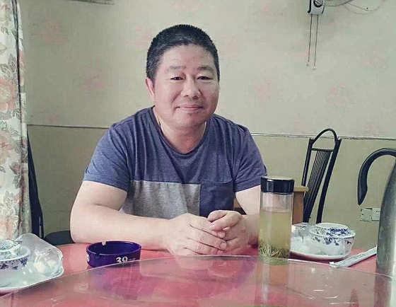  كرس حياته لمحاربة الانتحار وانقذ 300 شخص ارادوا وضع حد لحياتهم صورة رقم 3