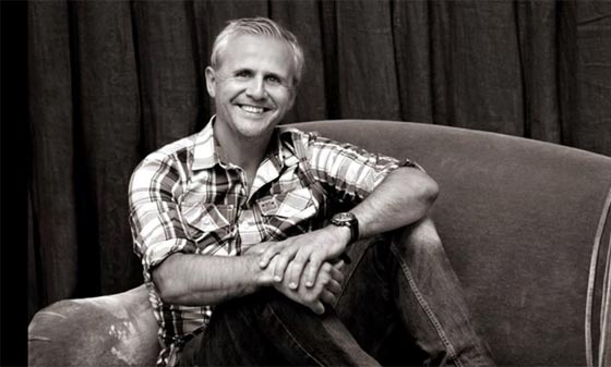 انتحار المصور المتهم باغتصاب المراهقات صورة رقم 3