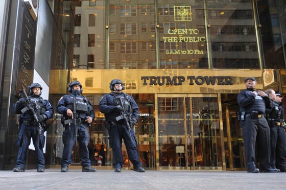 فريق الحماية الرئاسية لترامب يدرس امكانية استئجار طابق في برجه! صورة رقم 2