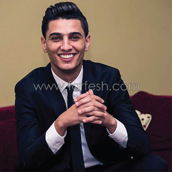 النجم الفلسطيني محمد عساف يتجول في شوارع بلده على أنغام أناديكم صورة رقم 11
